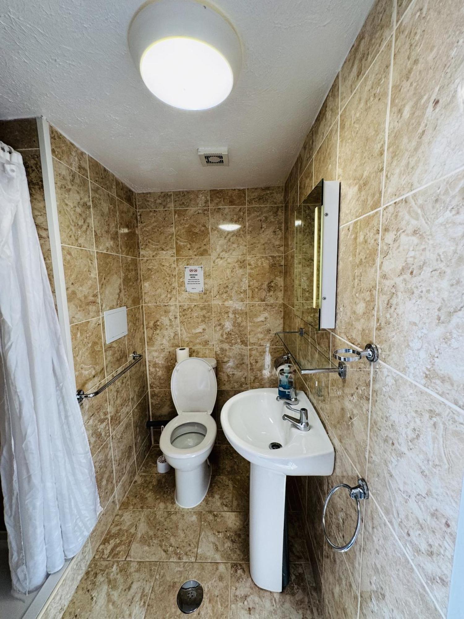 Carlton Court Hotel Eastbourne Rom bilde