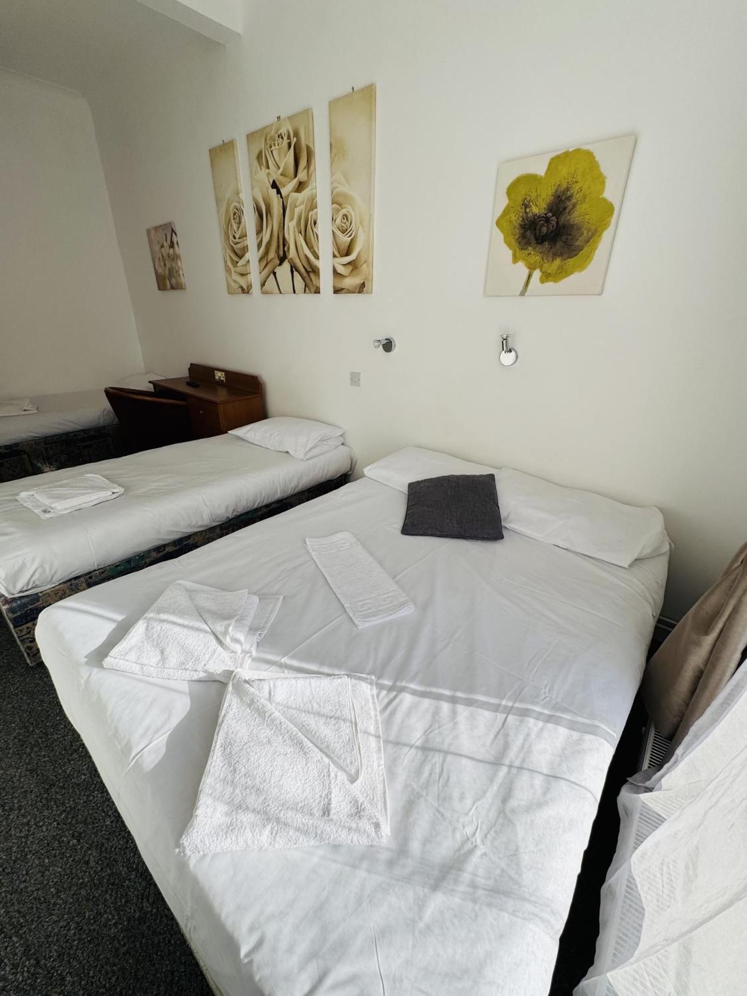 Carlton Court Hotel Eastbourne Rom bilde