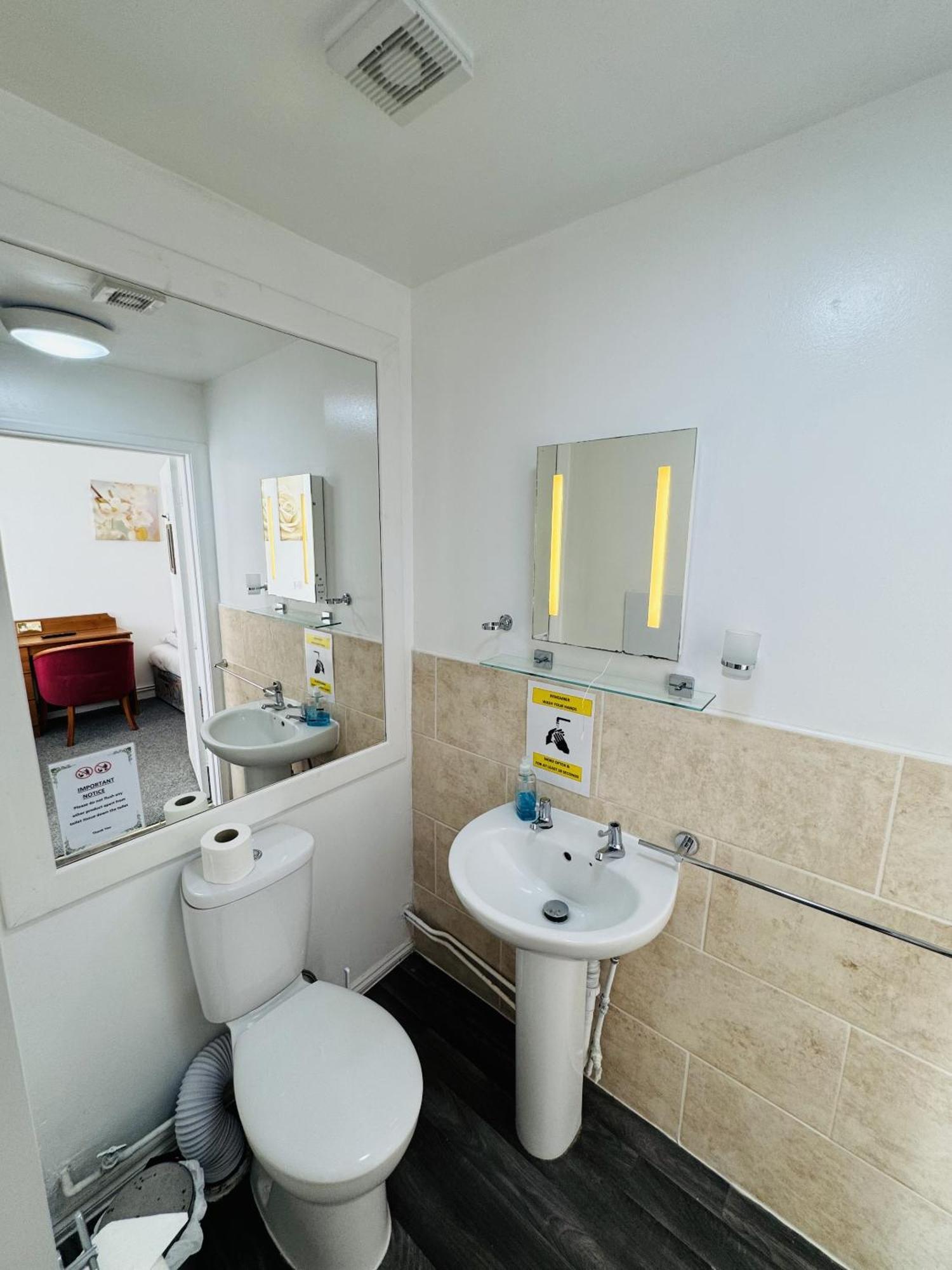 Carlton Court Hotel Eastbourne Rom bilde